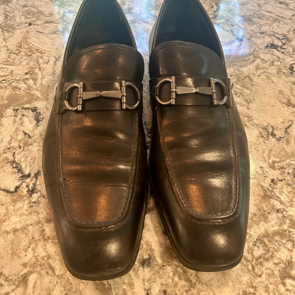 Salvatore Ferragamo Men's Black Leather Loafers 10D